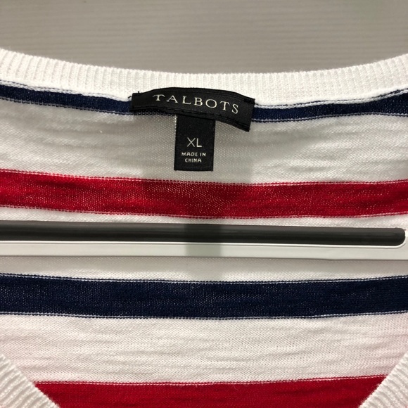 Relaxed tie-front short-sleeve sweater - Picture 3 of 8